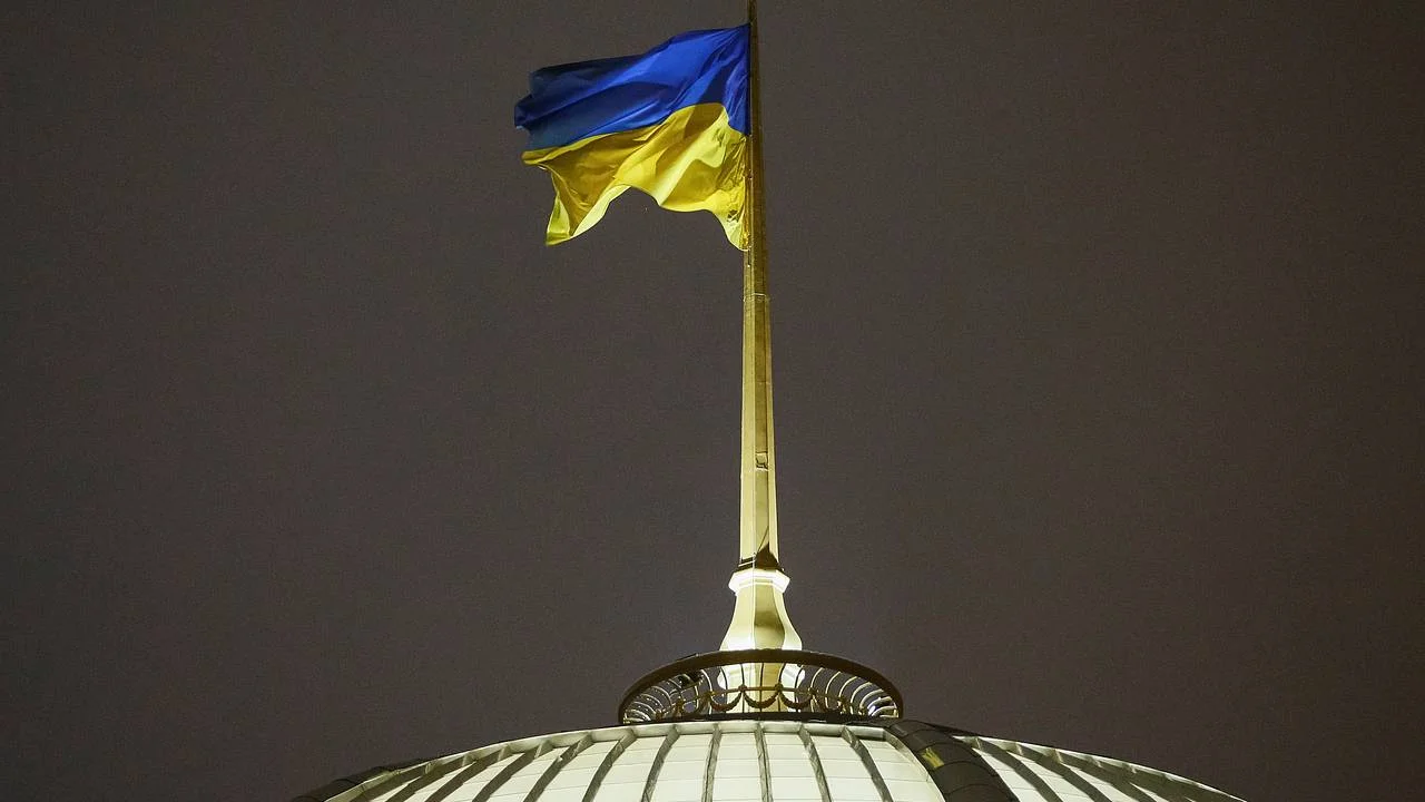 Украинцам не дадут спокойно жить, пока власть врёт: реакция Рады на планы Зеленского