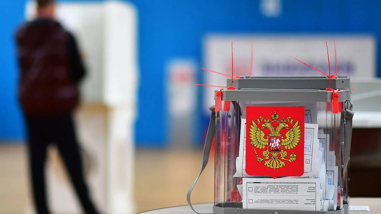 В Кишиневе открылся единственный участок для голосования россиян