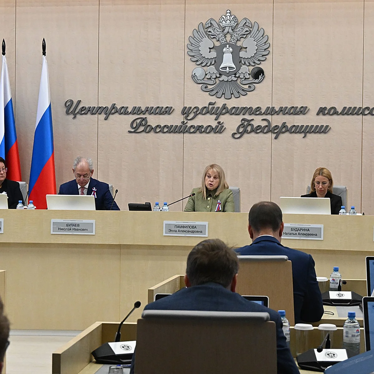Пять человек пострадали при атаке дронов в Подмосковье, выборы продолжились