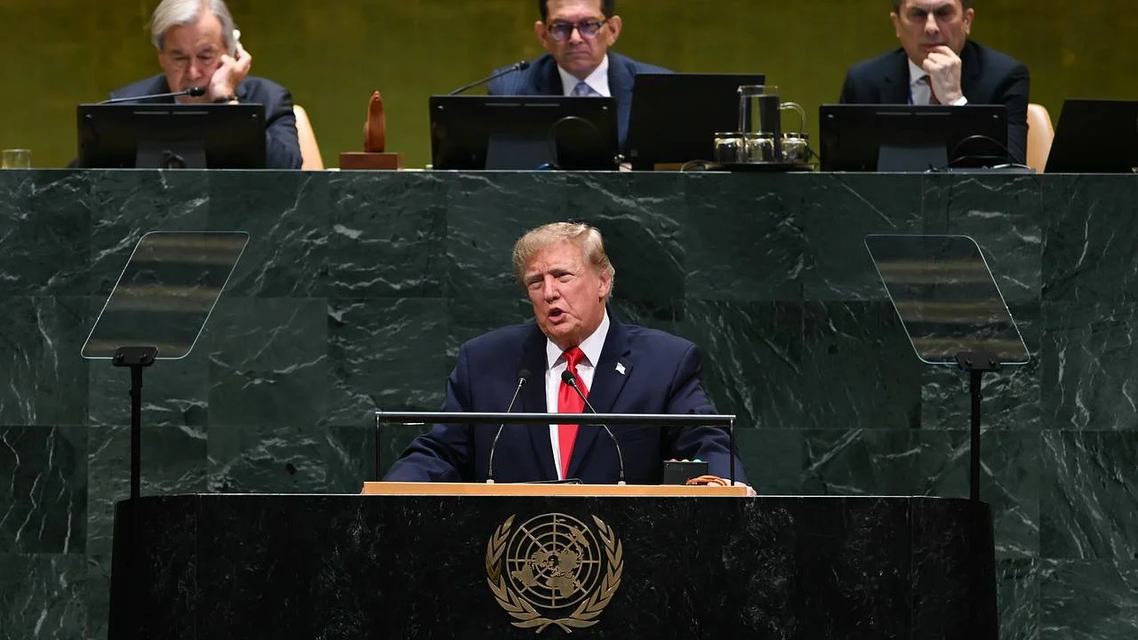 Трамп допустил использование нового санкционного закона против России
