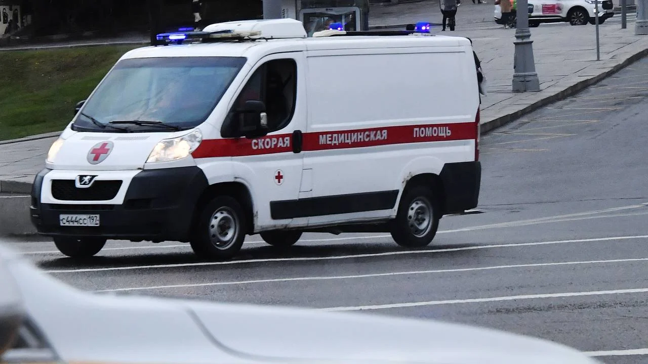 «Сначала расправился с супругой, потом свел счеты с жизнью»: тела пары нашли в подъезде в Серпухове
