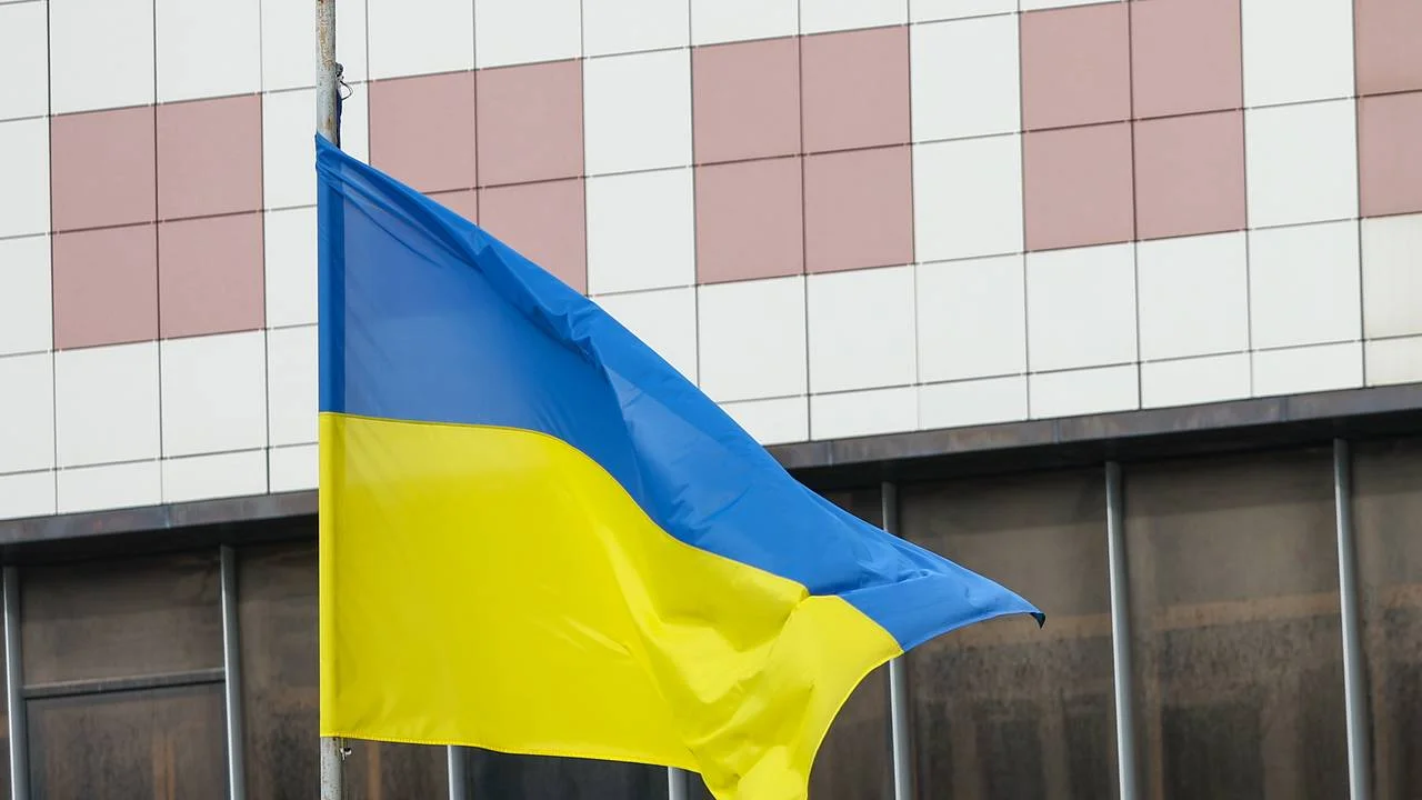 В Киеве у телестудии задержали сотрудника «Интера»