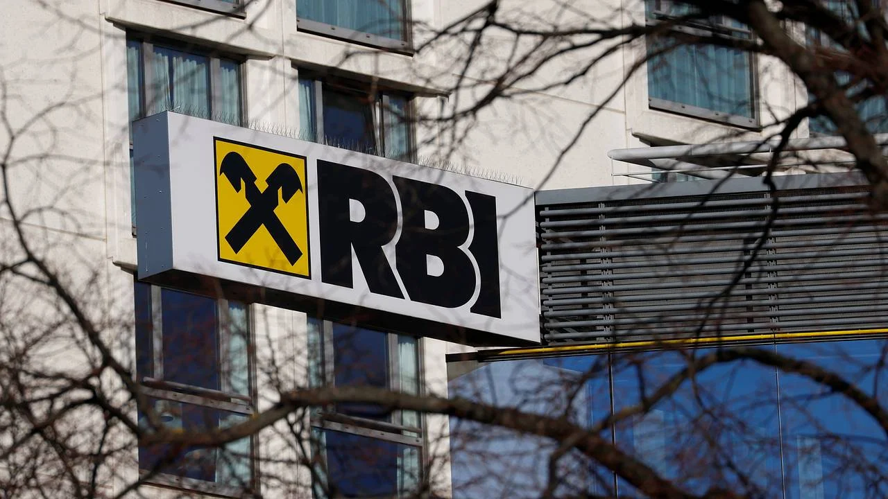 Raiffeisen добился заочного взыскания 3,15 млрд евро с Rasperia