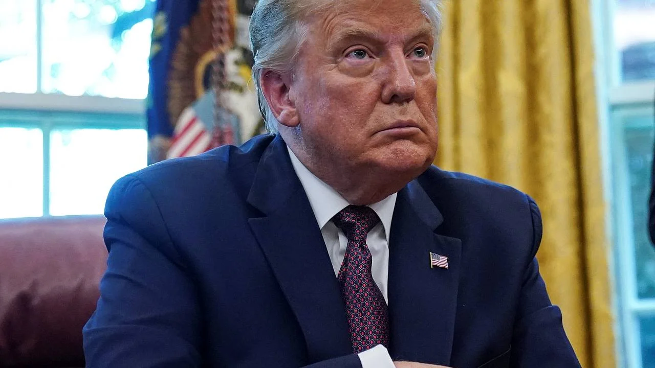 Трамп и Зеленский: разговор о прекращении ударов по НПЗ