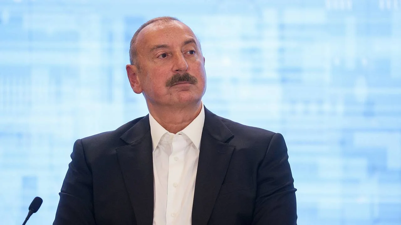 Президент Азербайджана включил россиянина в указ о помиловании