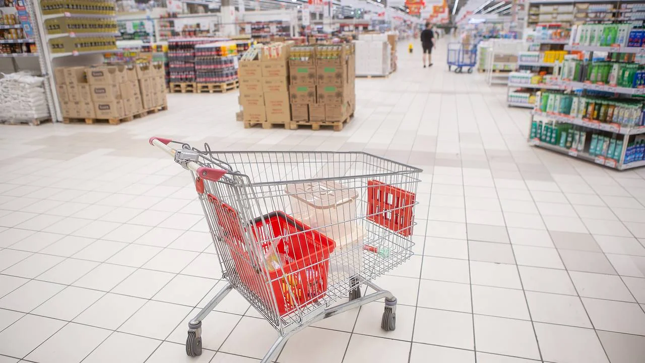 Складская инфраструктура стала причиной управления в Auchan