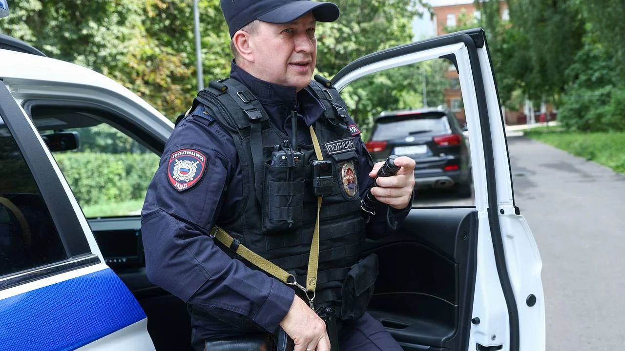 Москвич напал с ножом на жену и покончил с собой