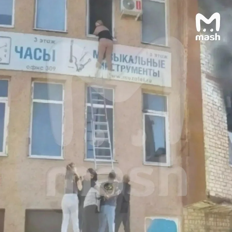 Огонь в «Солнечном»: что известно о пожаре в ТЦ Стерлитамака к этому часу
