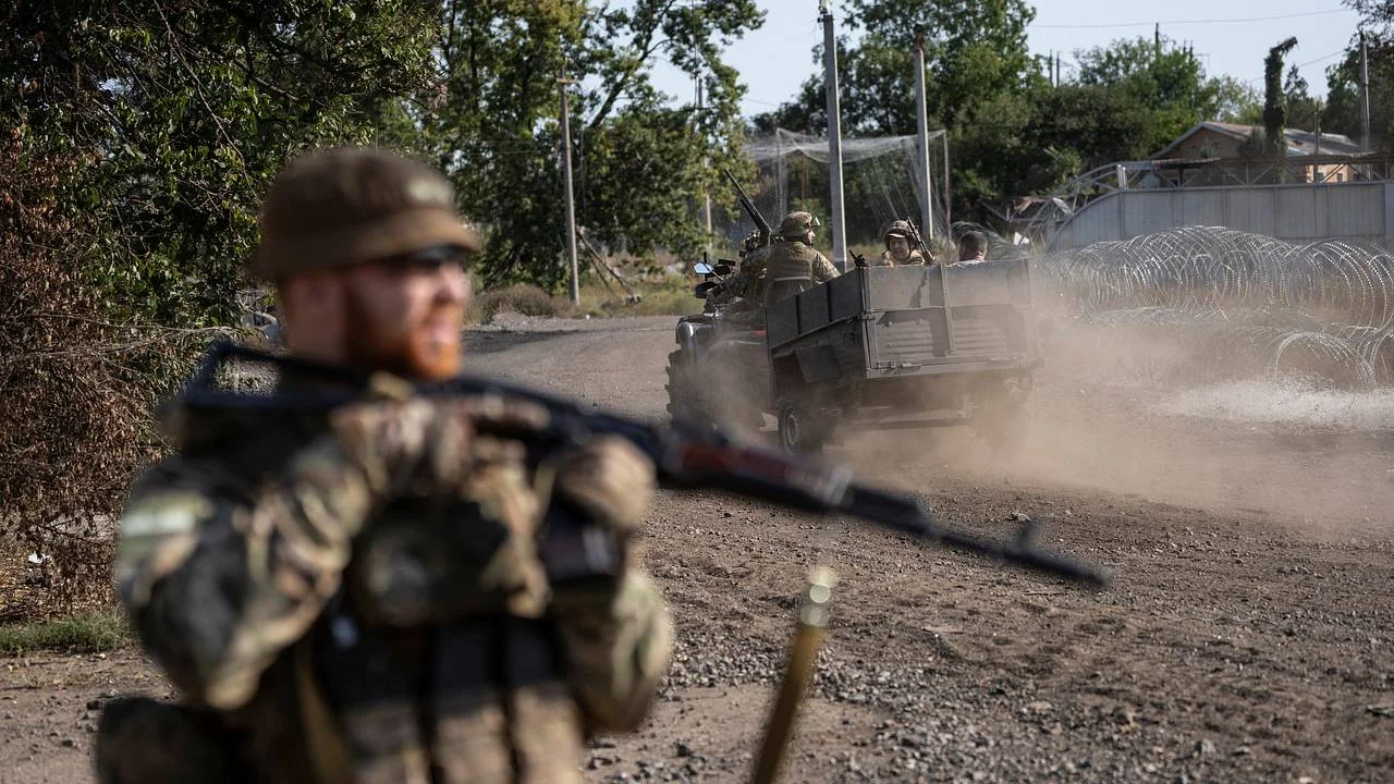 Военные отразили три попытки ВСУ прорвать окружение в ДНР