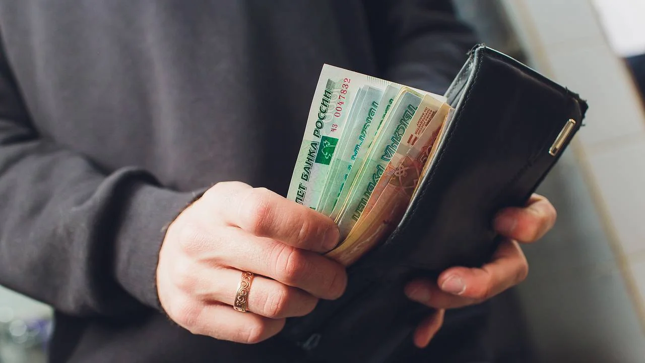 В Москве пояснили, почему бюджет не комментируют в Кремле