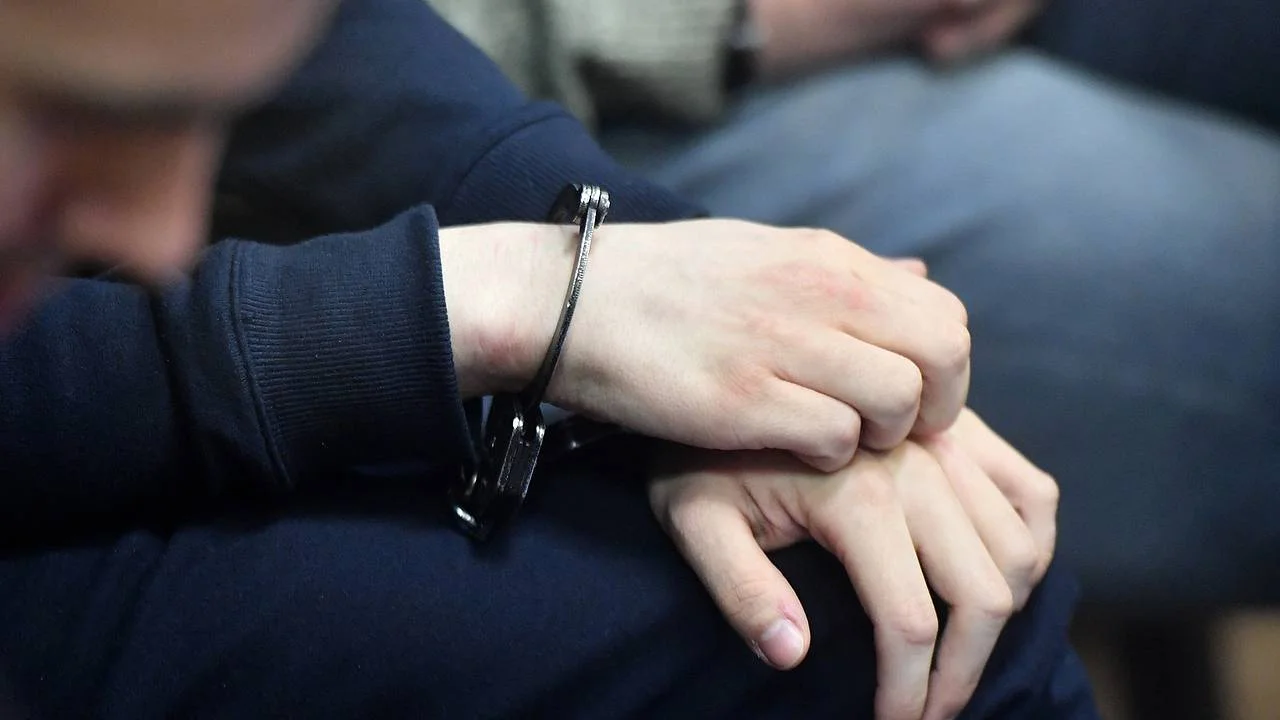 Полиция задержала шестерых подростков после стрельбы на Шмитовском проезде