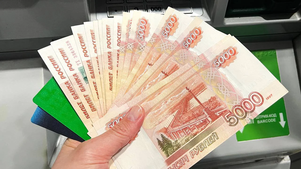 В России счёт могут заморозить из-за совпадения фамилии и даты рождения