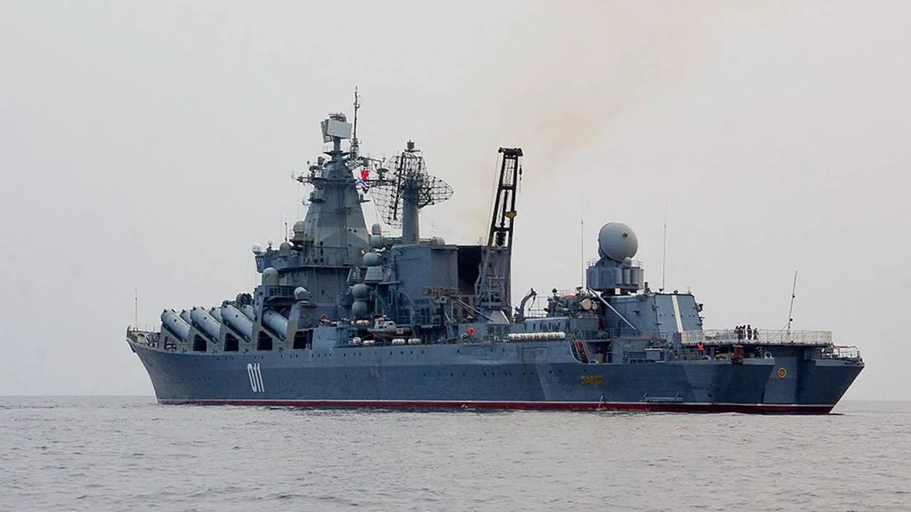 Движение военных кораблей в Черном море стало безопаснее после перехвата катера