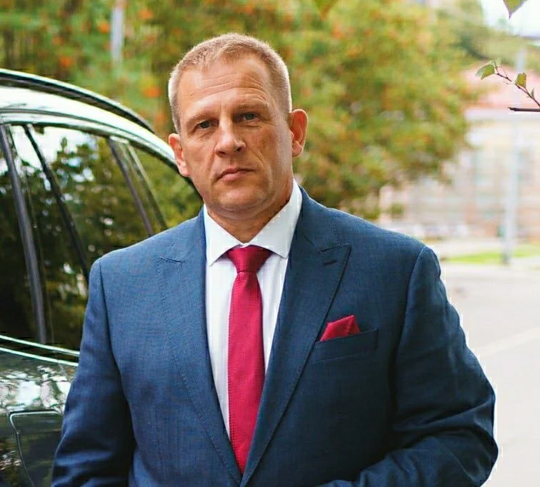 «Покричите в холодильник»: что ответил глава округа на жалобы о дорогах
