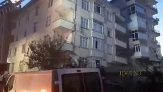 Из-под завалов в Стамбуле достали ребенка
