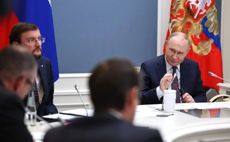 Средства россиян на фондовом рынке пообещали защитить железобетонно
