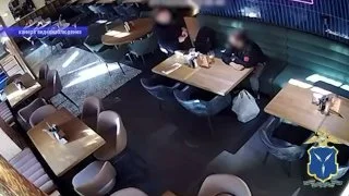 В Саратове предприниматель остался без 10 миллионов после знакомства на улице